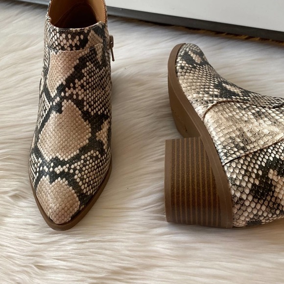 Style Co Vidyaa Ankle Booties Natural Snake 5M - Picture 2 of 12